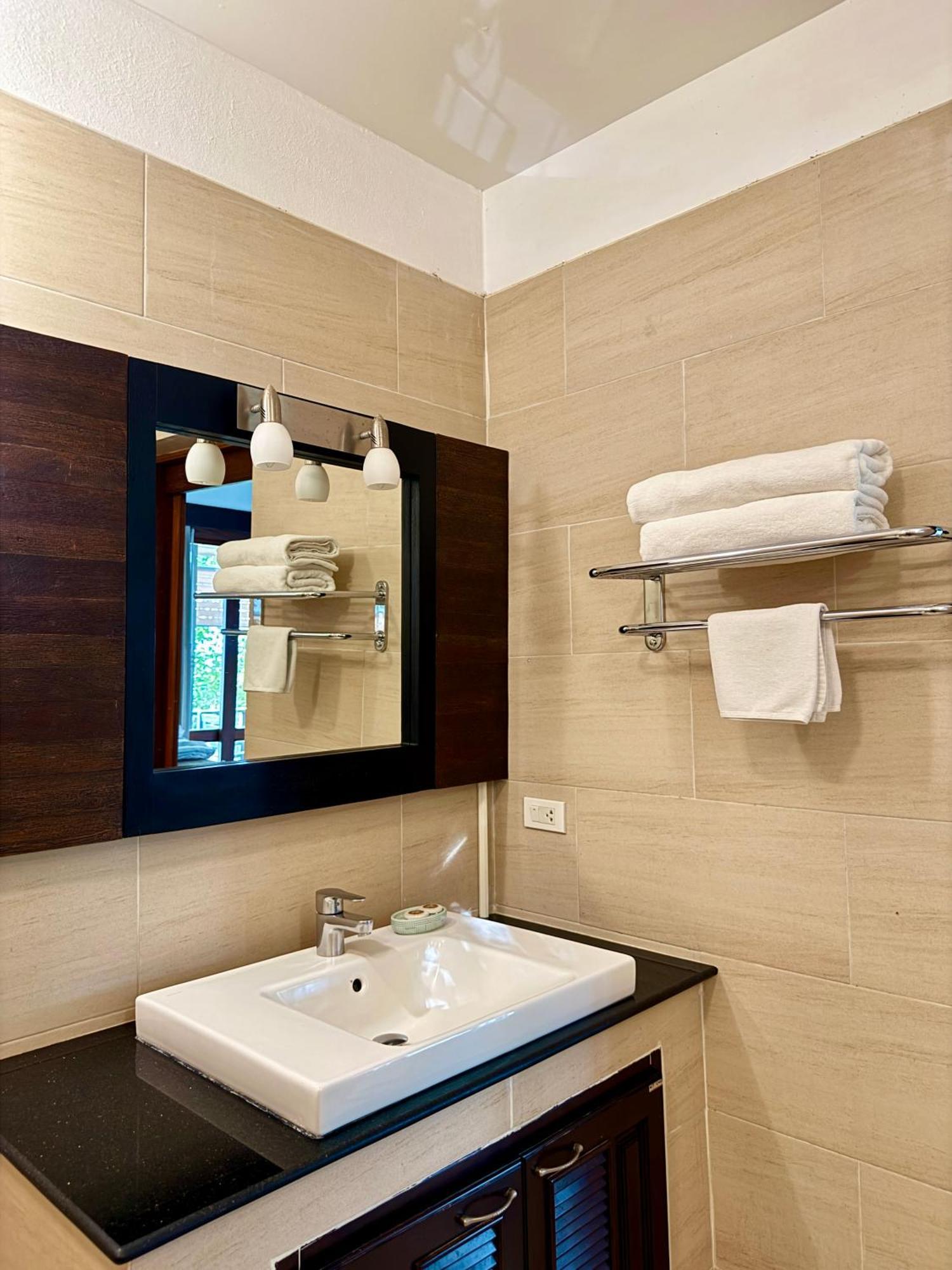 Ocean View Mini-villa Rumah percutian Wok Tum